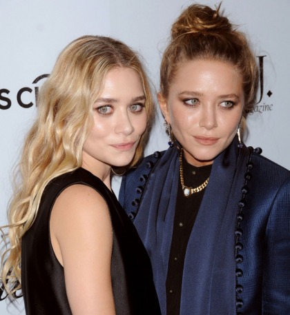Mary-Kate & Ashley Olsen honored as fashion innovators: ridiculous?