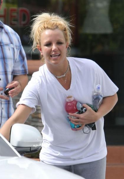 Britney Spears Follows Up Fragrance Shoot with Family Time