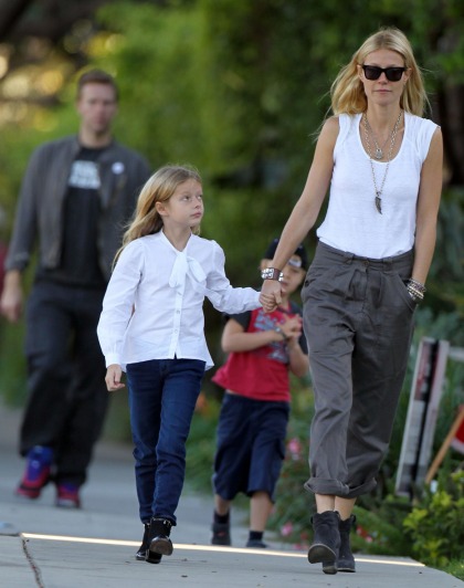 Gwyneth Paltrow & Chris Martin take their kids to school in LA' together?!'