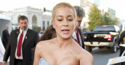 Kellie Pickler Debuted Her Shaved Head at the CMA Awards