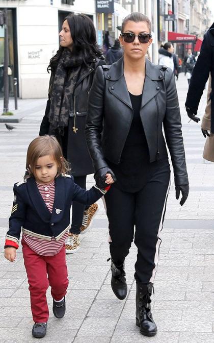 Kourtney Kardashian & Mason: Sightseeing in Paris