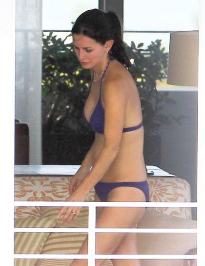 Courteney Cox: Balcony Bikini Babe!