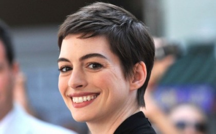 Anne Hathaway: 'I Looked Like My Gay Brother'