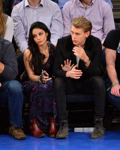 Vanessa Hudgens & Austin Butler's Courtside Canoodling Knicks Night Out