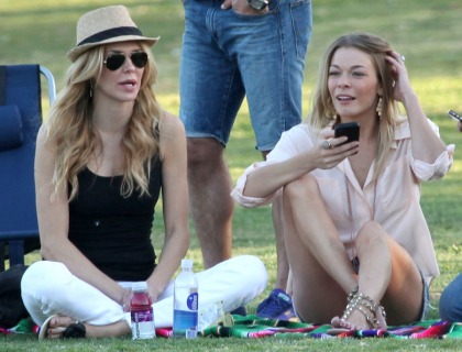 Radar: LeAnn Rimes 'copies everything that Brandi does' ' sounds about right