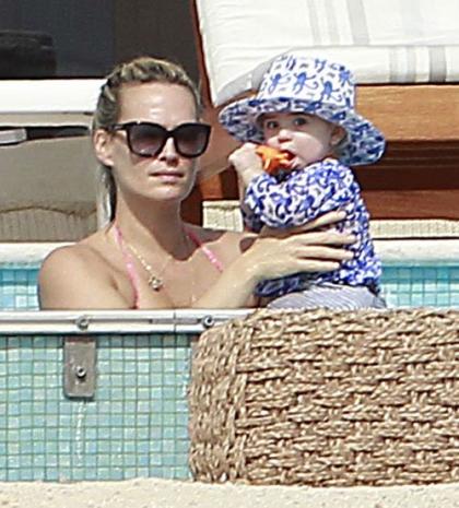 Molly Sims' Family Vacation with Baby Brooks