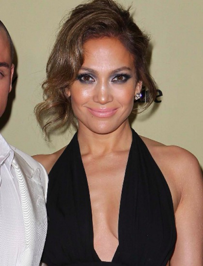 Makeup Fail:  Jennifer Lopez' Smoky Eyes