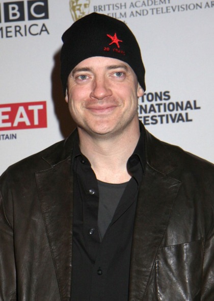 Brendan Fraser claims he can no longer afford $900k a year in child support, alimony