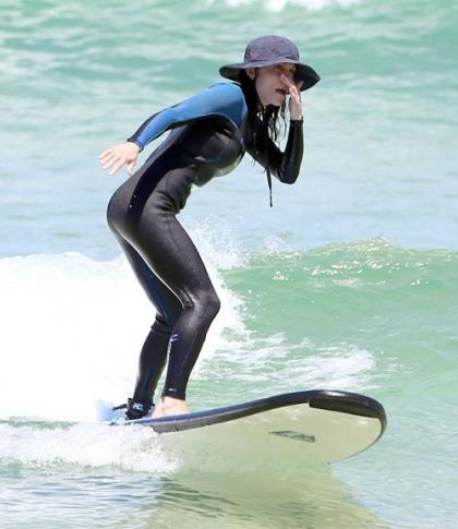 Bethenny Frankel: Surfing in Sydney