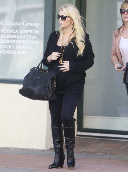 Jessica Simpson is definitely expecting a boy & she?ll definitely name him 'Ace'