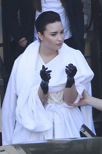 Demi Lovato Gets her Hands Dirty on 