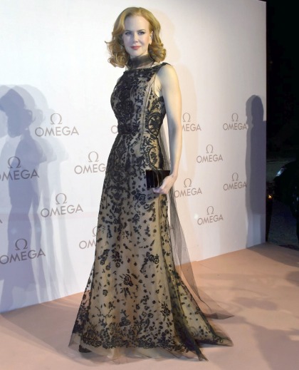 Nicole Kidman in black & white Oscar de la Renta in Vienna: lovely or boring?