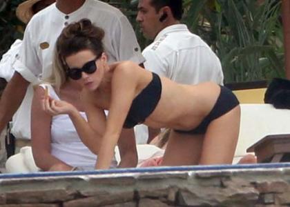Kate Beckinsale: Cabo San Lucas Bikini Babe