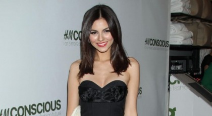 Victoria Justice Showed Up at the H&M Launch