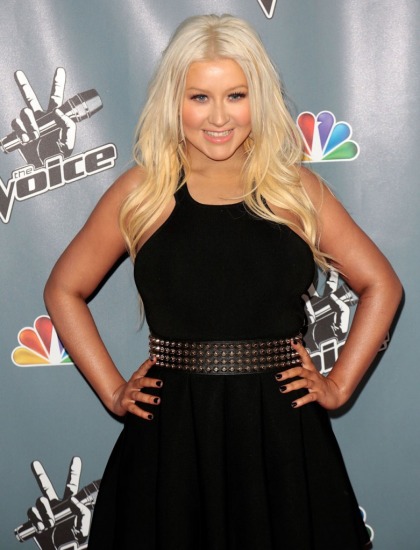 Enquirer: Christina Aguilera is shedding for her second wedding, this summer