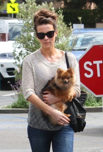 Kate Beckinsale Gorgeous Carries Her Pup at the Brentwood Country Mart