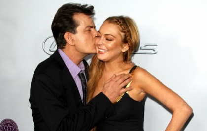 Lindsay Lohan Let Charlie Sheen Kiss Her on the Red Carpet
