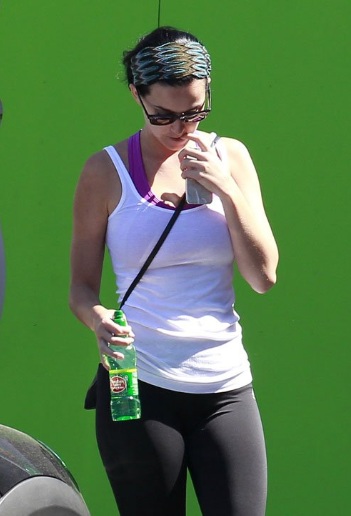 Katy Perry Looking Good in Thighs at the GYM in LA