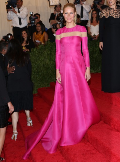 Gwyneth Paltrow in pink Valentino at the Met Gala: boring & disappointing?