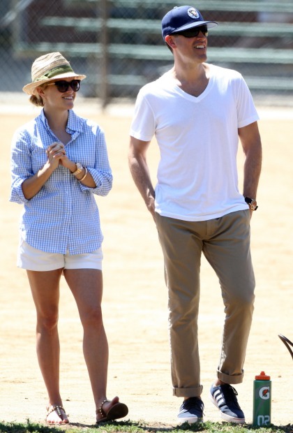 Reese Witherspoon & Jim Toth got pap?d looking happy   at a kids' soccer game