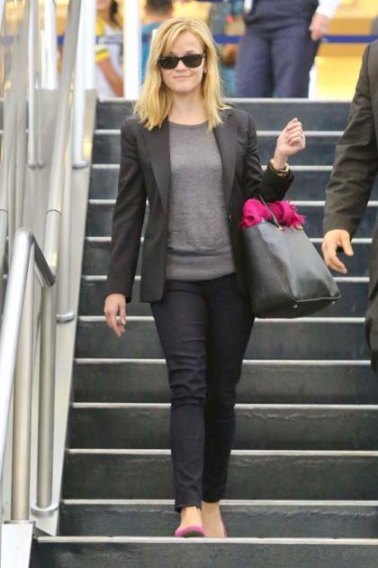 Reese Witherspoon Returns to L.A.