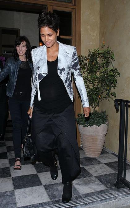 Halle Berry: West Hollywood Dinner Dame