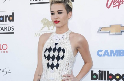 Miley Cyrus Somewhat Disappoints!