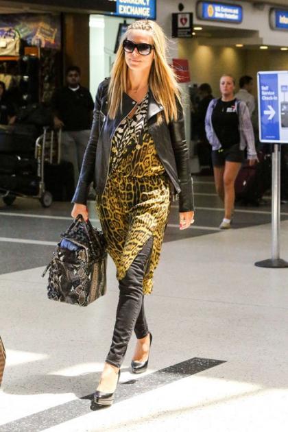 Heidi Klum: Lovely Traveler at LAX