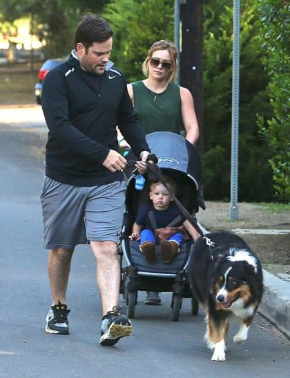 Hilary Duff's Saturday Stroll with the Family