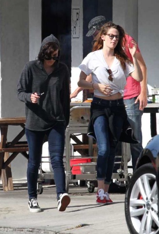 Kristen Stewart Out With Friend In LA