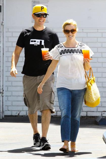 Reese Witherspoon: Weekday Lunch Date with Jim Toth