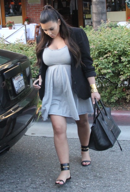 Is Kim Kardashian still getting Botox & injectables while pregnant?