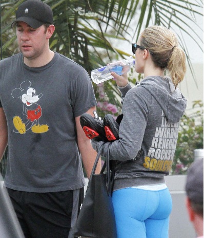 Emily Blunt Fantastic Ass Leaves a Gym in Los Angeles