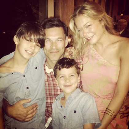 LeAnn Rimes celebrates Father's Day & Eddie's 40th b-day on Twitter, of course