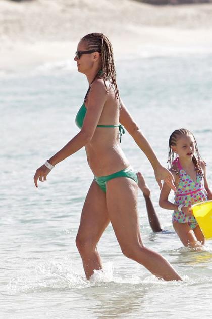 Heidi Klum: Bikini Babe in the Bahamas