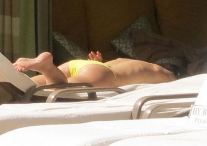 Elizabeth Hurley Still Hot in a Bikini at a Pool in Las Vegas