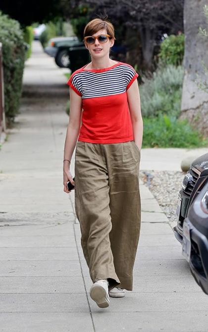 Anne Hathaway: Busy in Beverly Hills