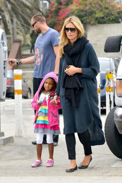 Heidi Klum Takes Her Kiddos to the Beach