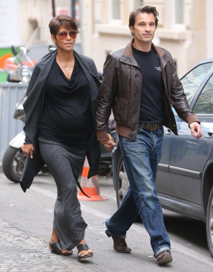 Halle Berry & Olivier Martinez got married at the Chateau des Conde in France