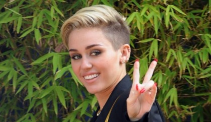 Miley Cyrus Calls Justin Bieber Stupid