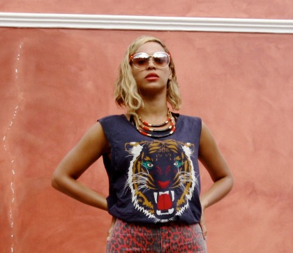 Beyonce was assaulted by another fan in Brazil: do not touch the Beyonce!