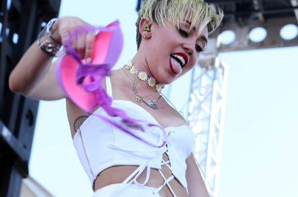 Miley Cyrus Does I Heart Radio Good!