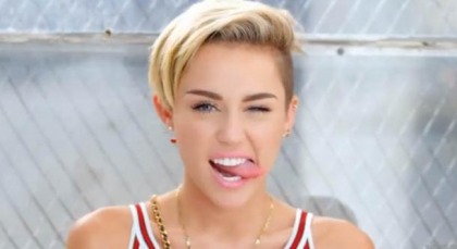 Miley Cyrus Can't Rap, But Looks Good Trying