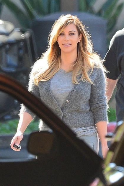 Kim Kardashian: All Smiles As Mom Announces Split from Bruce Jenner