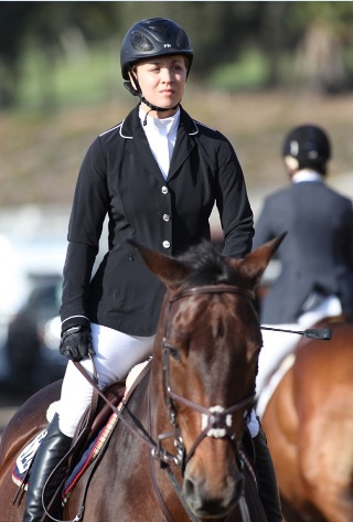 Kaley Cuoco Riding her Horse in a Competition in Santa Barbara