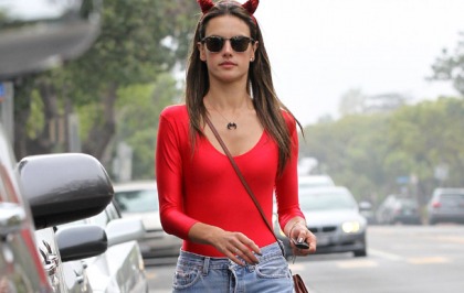 Alessandra Ambrosio Is A Devilish MiLF