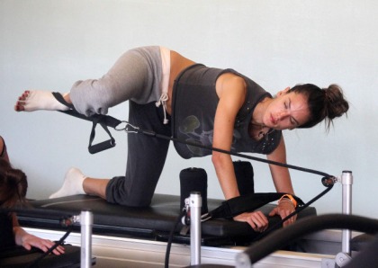 Alessandra Ambrosio Does Pilates