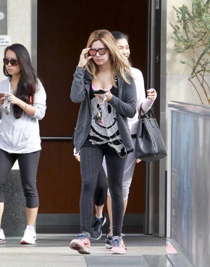 Ashley Tisdale Rocks Out at the Gym
