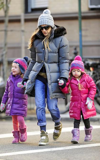 Sarah Jessica Parker Takes the Twins to School in Chilly NYC