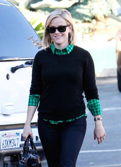Reese Witherspoon's Post-Holiday Grocery Grab